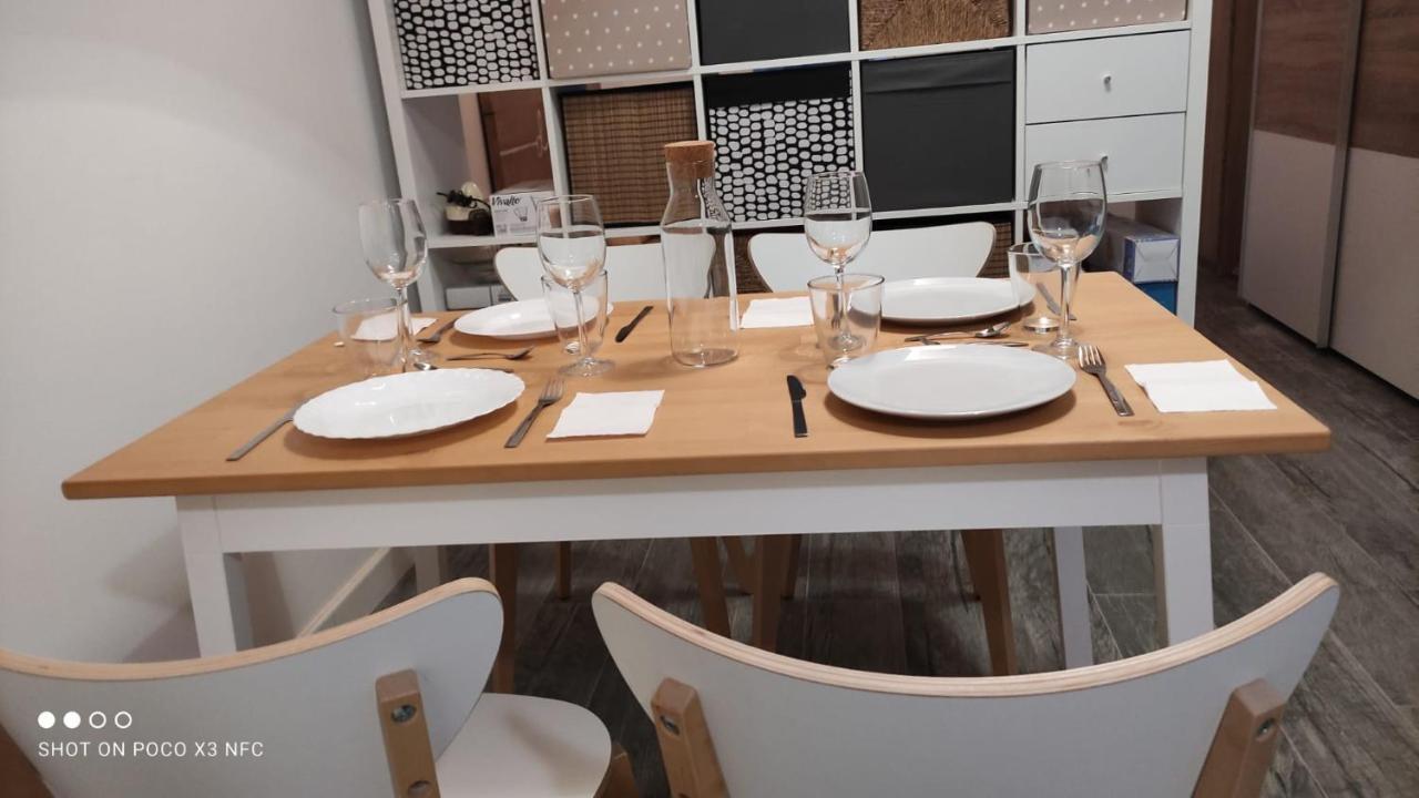 Apartmentsuitespain Playa - Universidades Valencia Buitenkant foto